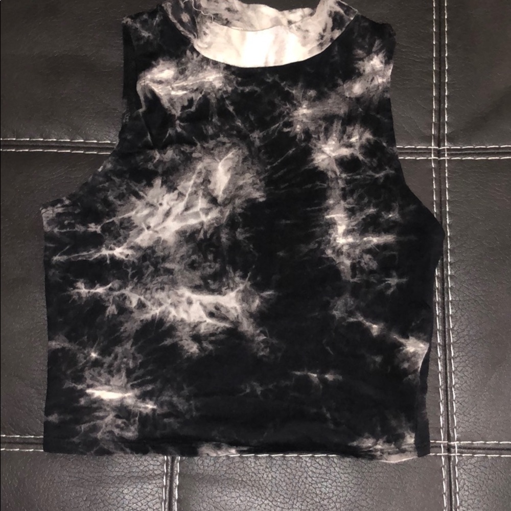 Black and white tie dyed crop top